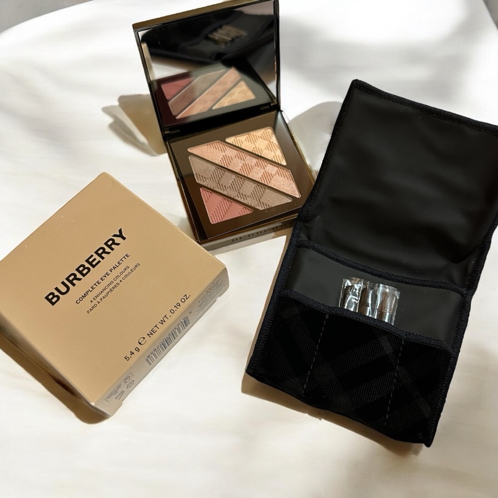 Burberry Eyeshadow Palette - Rose Pink with Box, Brushes and Pouch